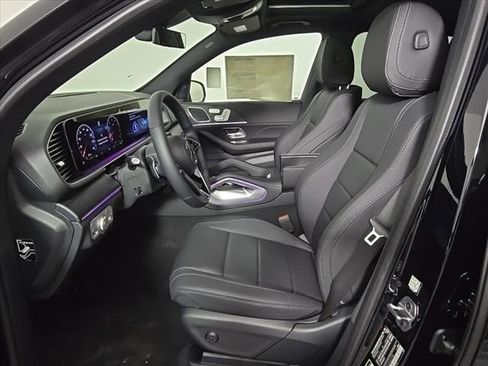 Used 2025 Mercedes-Benz GLE 350 4MATIC image 8