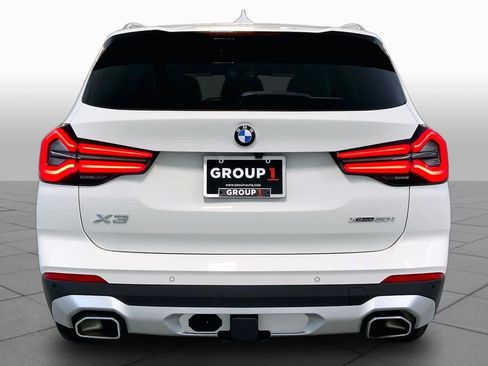 Used 2023 BMW X3 xDrive30i w/ Convenience Package AWD/4WD image 4