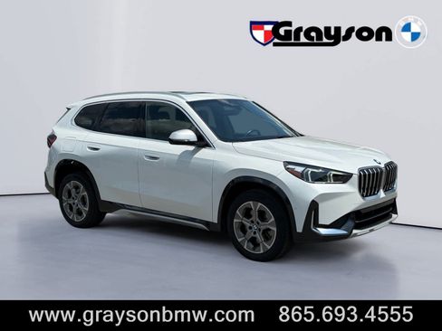 Used 2023 BMW X1 xDrive28i w/ Convenience Package AWD/4WD image 1