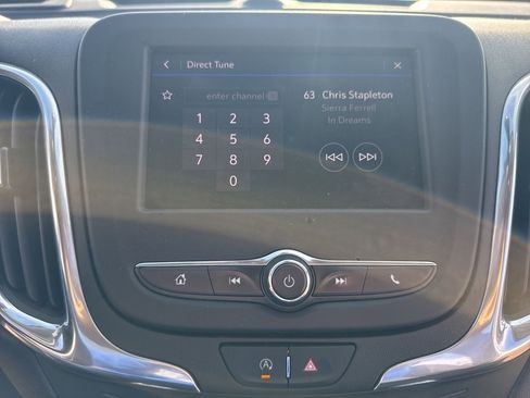 Used 2022 Chevrolet Equinox LT image 12