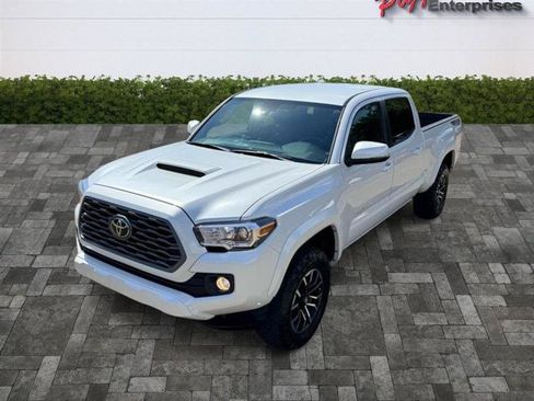 Used 2023 Toyota Tacoma TRD Sport AWD/4WD image 11