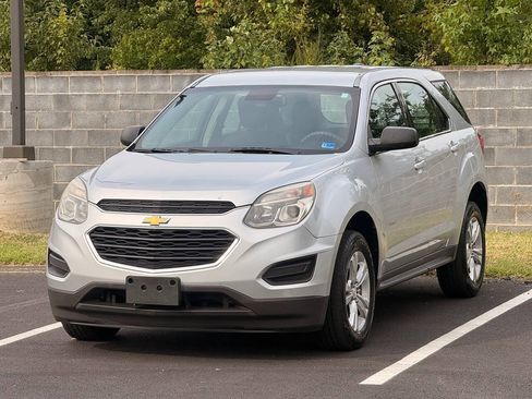 Used 2016 Chevrolet Equinox LS FWD image 1