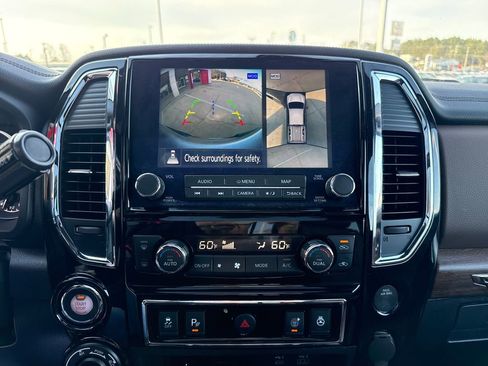 Certified 2021 Nissan Titan Platinum Reserve w/ Moonroof Package image 37