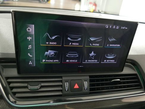 Used 2024 Audi SQ5 Premium Plus AWD/4WD image 21