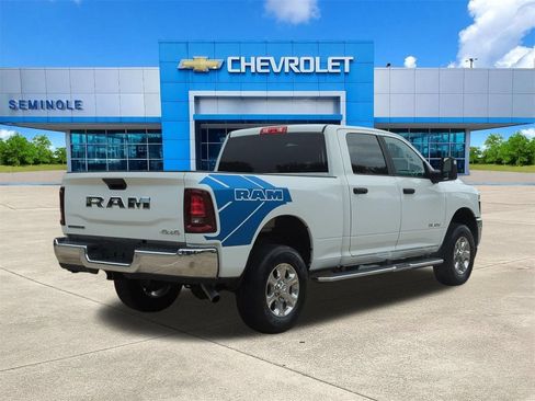Used 2026 RAM 2500 Big Horn AWD/4WD image 4