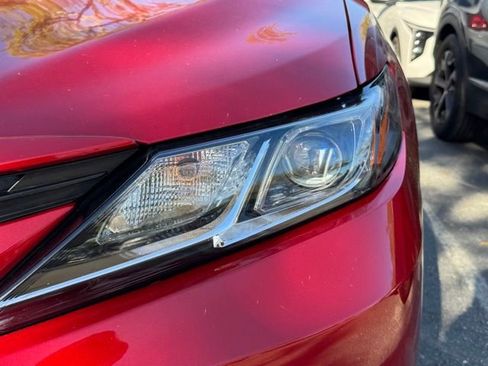 Used 2023 Toyota Camry LE w/ Convenience Package image 9