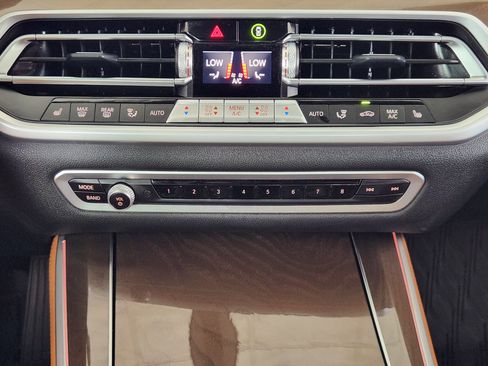 Used 2022 BMW X5 xDrive40i w/ Executive Package AWD/4WD image 20
