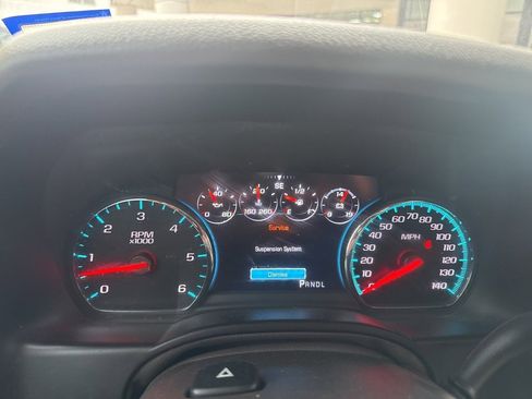 Used 2018 GMC Yukon Denali image 42