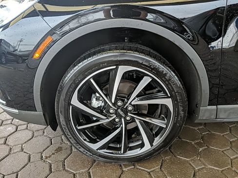 Certified 2023 Lincoln Corsair Reserve w/ Equipment Group 201A image 9