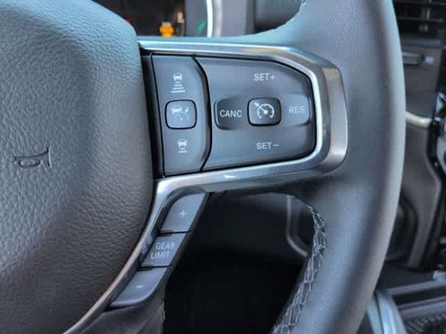 New 2026 RAM 2500 Laramie AWD/4WD image 23