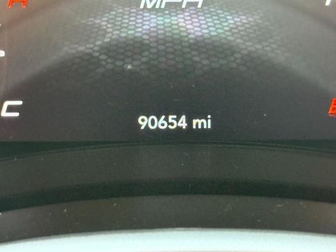 Used 2017 Dodge Charger R/T image 35