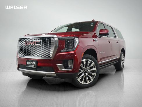 Used 2024 GMC Yukon XL Denali w/ Denali Reserve Package AWD/4WD image 1