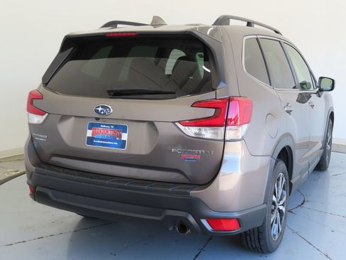 Used 2020 Subaru Forester Limited w/ Popular Package #3 AWD/4WD image 3