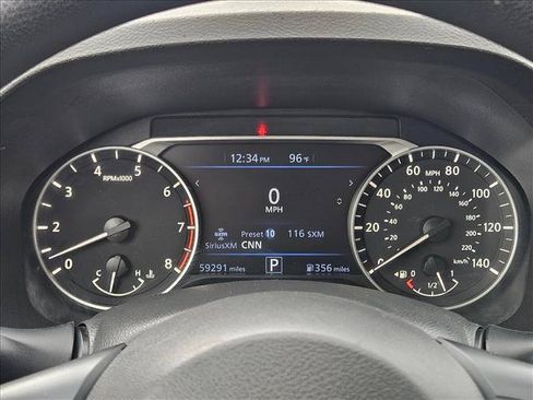 Used 2024 Nissan Altima 2.5 SV FWD image 11