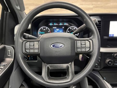 Used 2025 Ford F350 XLT image 7