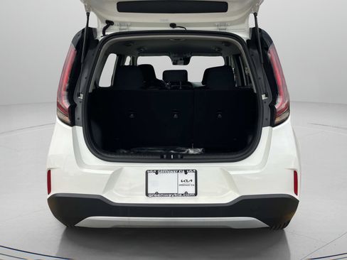 New 2025 Kia Soul LX image 12