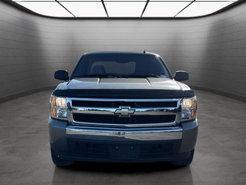 Used 2008 Chevrolet Silverado 1500 LT w/ EZ-Lift Tailgate Package image 4