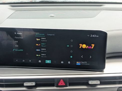 Certified 2024 Kia Sorento LX FWD image 21