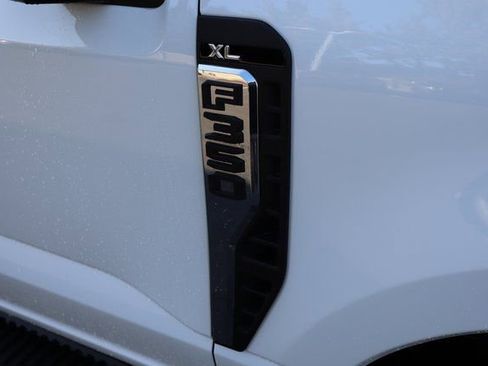 New 2026 Ford F350 XL w/ XL Chrome Package AWD/4WD image 19
