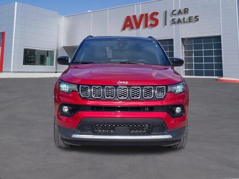 Used 2025 Jeep Compass Limited AWD/4WD image 2