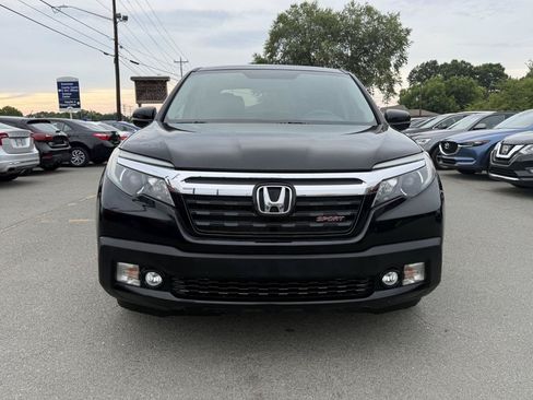 Used 2019 Honda Ridgeline Sport image 2