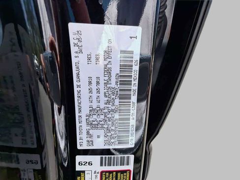 Used 2025 Toyota Tacoma 4x4 Double Cab Hybrid image 30