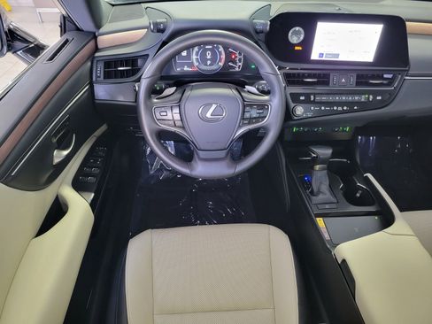 Certified 2025 Lexus ES 350 w/ Premium Package FWD image 12