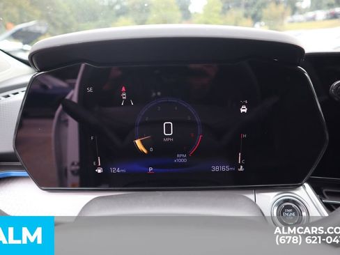Used 2024 Chevrolet Trax LT FWD image 36