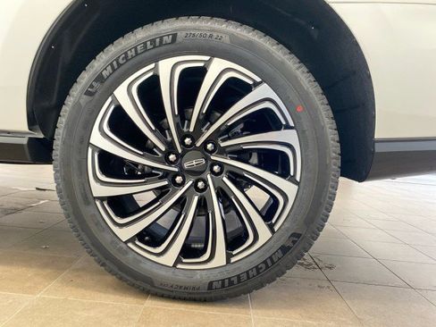 New 2025 Lincoln Navigator Black Label image 34