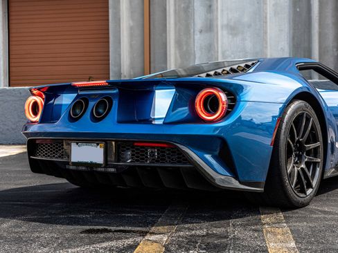 Used 2019 Ford GT image 29