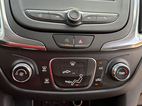 Certified 2023 Chevrolet Equinox LT FWD image 24