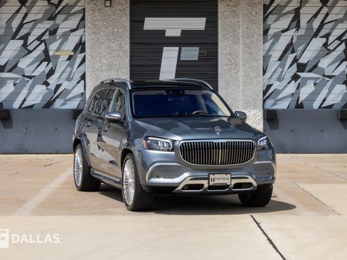 Used 2023 Mercedes-Benz Maybach GLS 600 4MATIC image 1
