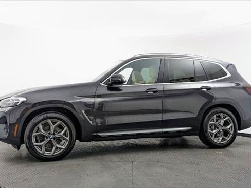 Used 2022 BMW X3 xDrive30i AWD/4WD image 3