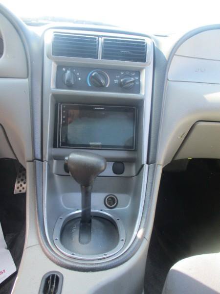 Used 2003 Ford Mustang Coupe RWD image 9