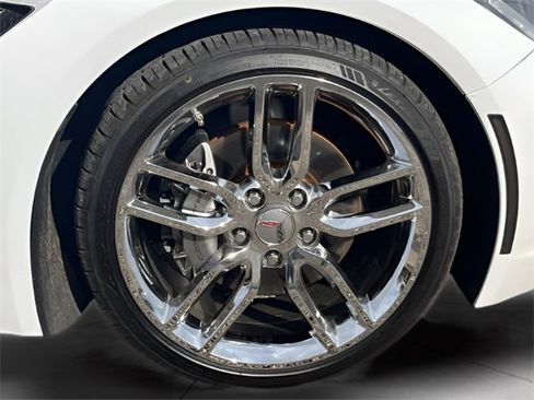 Used 2019 Chevrolet Corvette Stingray image 10