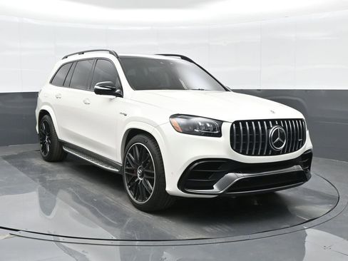 Used 2023 Mercedes-Benz GLS 63 AMG 4MATIC image 11