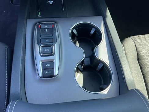 Used 2025 Honda Ridgeline Sport image 32