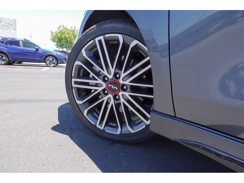 Used 2023 Kia Forte GT FWD image 9