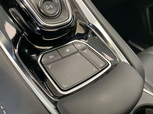 Certified 2025 Acura RDX SH-AWD image 25