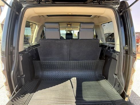 Used 2016 Land Rover LR4 HSE AWD/4WD image 32