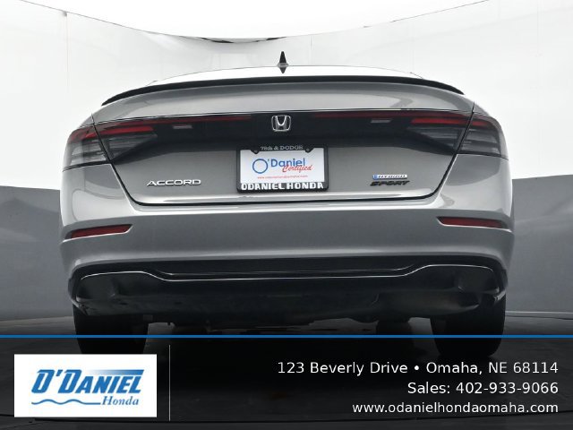 Used 2024 Honda Accord Sport image 11