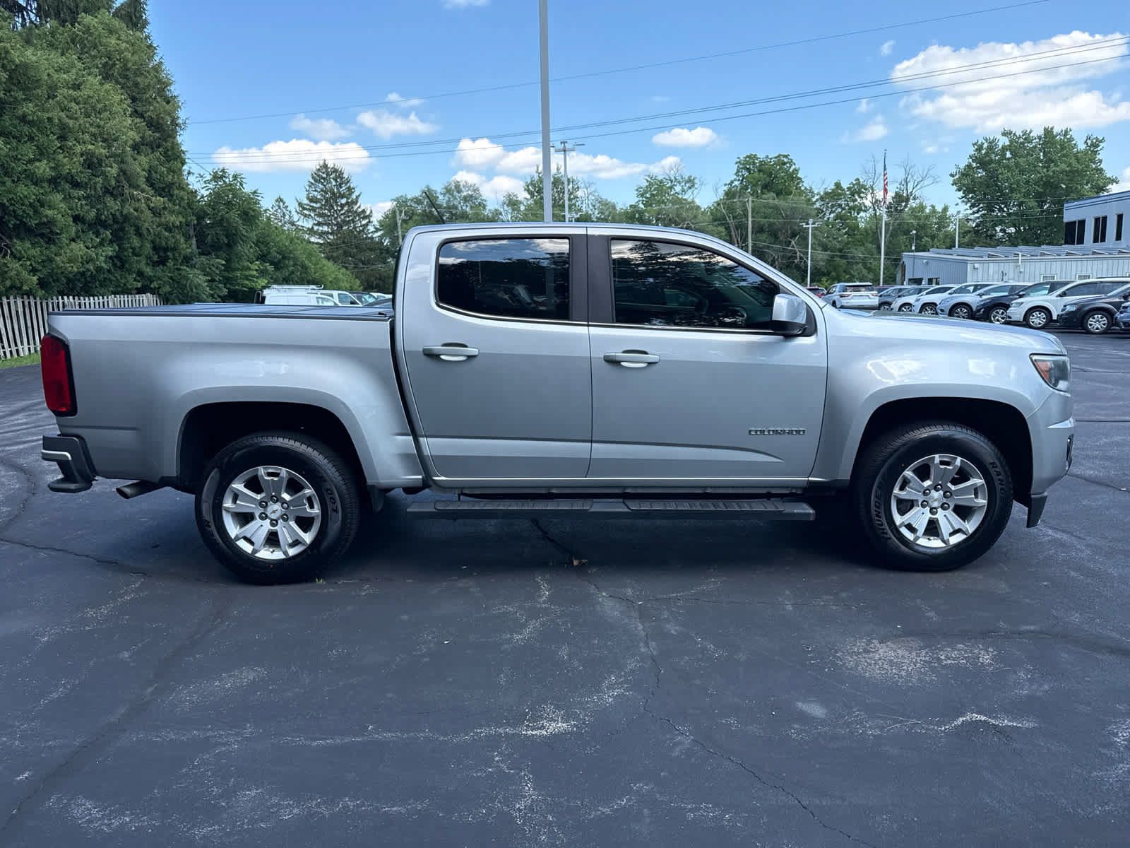 Used 2018 Chevrolet Colorado LT w/ LT Convenience Package RWD image 2