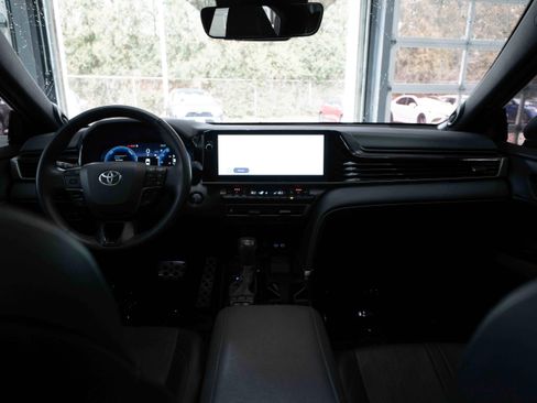 Used 2025 Toyota Camry XSE w/ Premium Package image 20