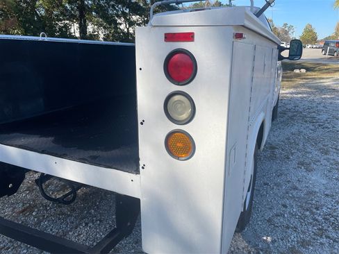 Used 2004 Ford F250 XL image 33