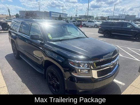 Used 2017 Chevrolet Suburban LT AWD/4WD image 2