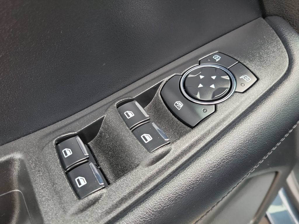 Used 2023 Ford Edge SEL w/ Convenience Package AWD/4WD image 18