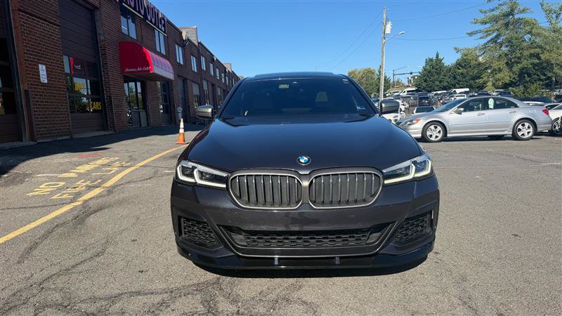 Used 2021 BMW M550i xDrive w/ Executive Package AWD/4WD image 2