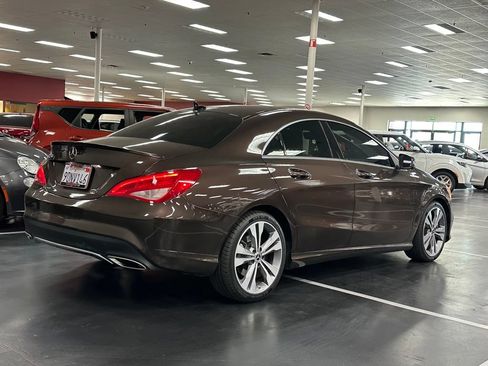 Used 2019 Mercedes-Benz CLA 250 image 7