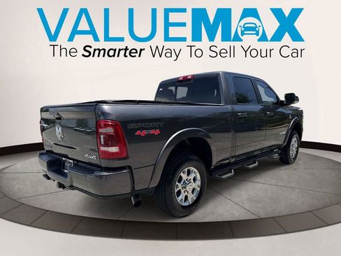 Used 2022 RAM 2500 Laramie AWD/4WD image 3
