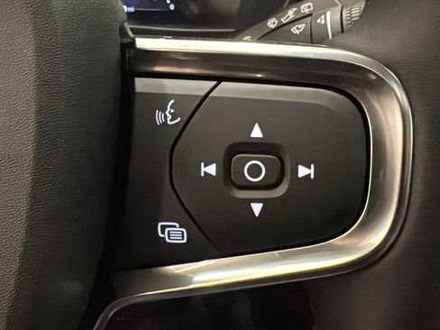 New 2026 Volvo XC40 B5 Ultra w/ Protection Package Premier image 14